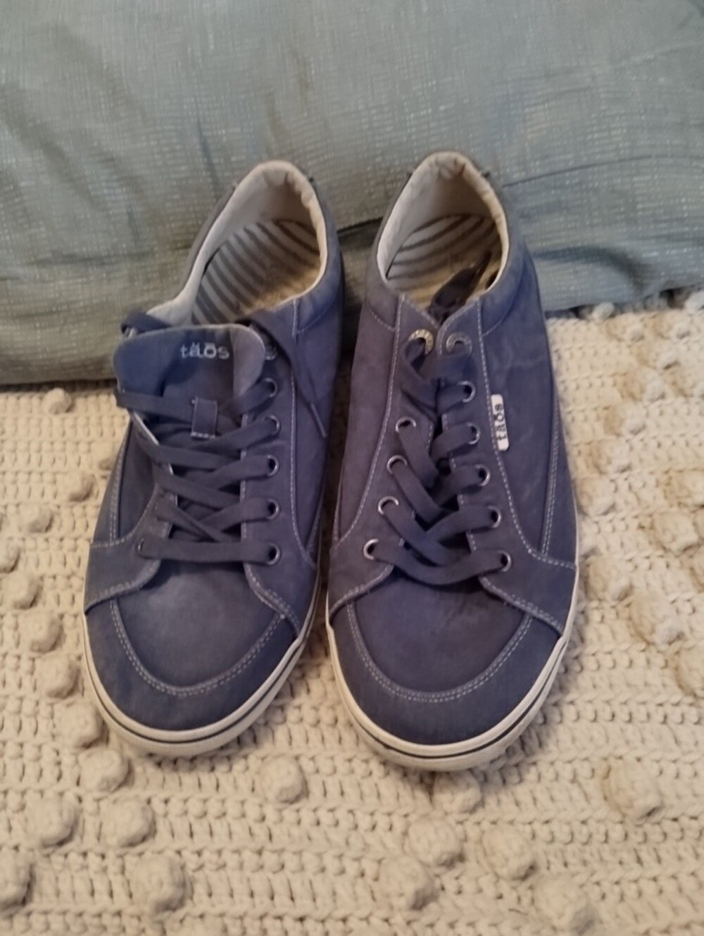Taos Women Denim Sneakers Sz 11